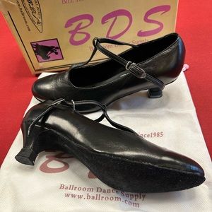 Ballroom Dance Shoes. New.